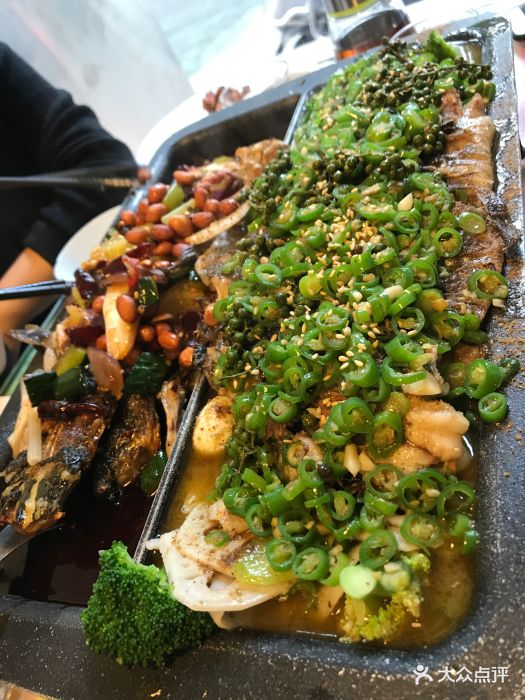 烤鱼技术培训哪里好一点？成都滋味烤鱼培训